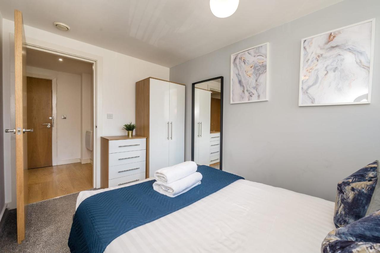 Host & Stay - Central Balcony Apt Liverpool Eksteriør billede