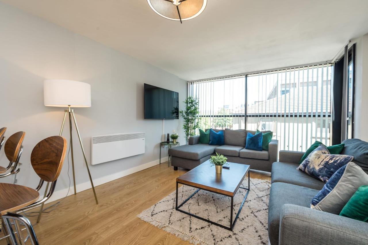 Host & Stay - Central Balcony Apt Liverpool Eksteriør billede